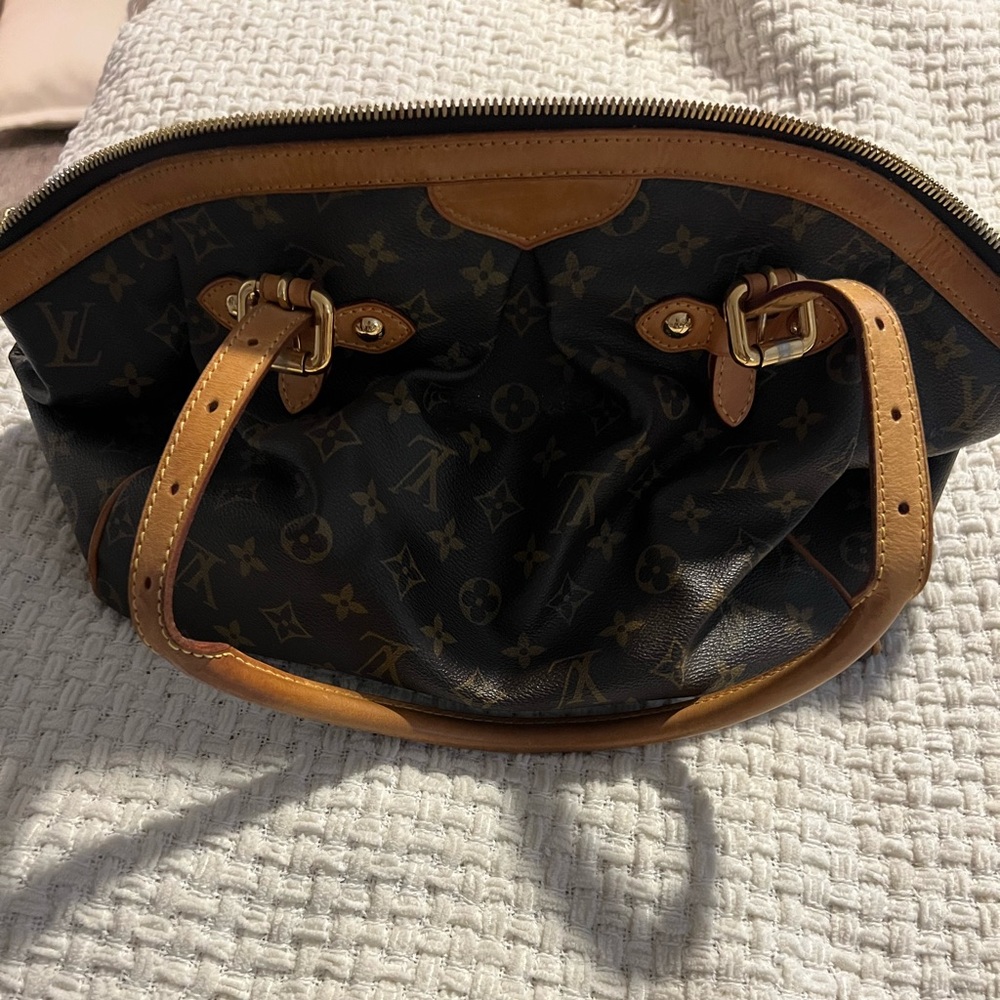 Authentic Louis Vuitton Tivoli GM